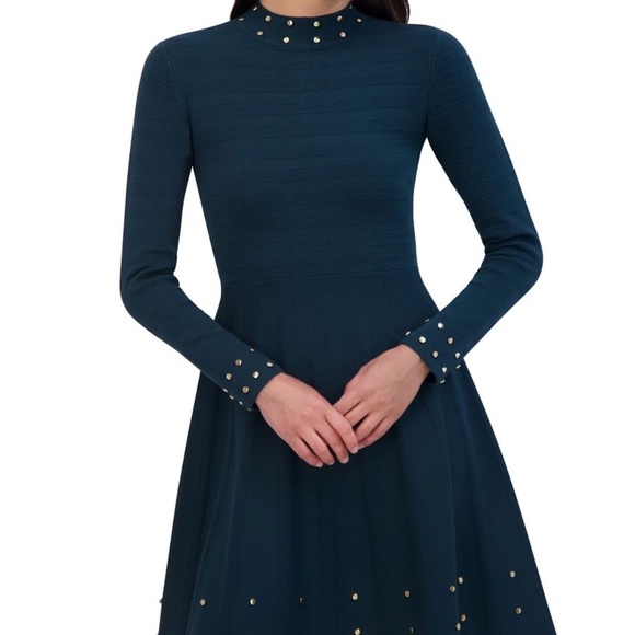 NEW Vince Camuto Women's Embellished Mock Neck Dress - Picture 2 of 2